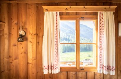 Blejska koca Listing